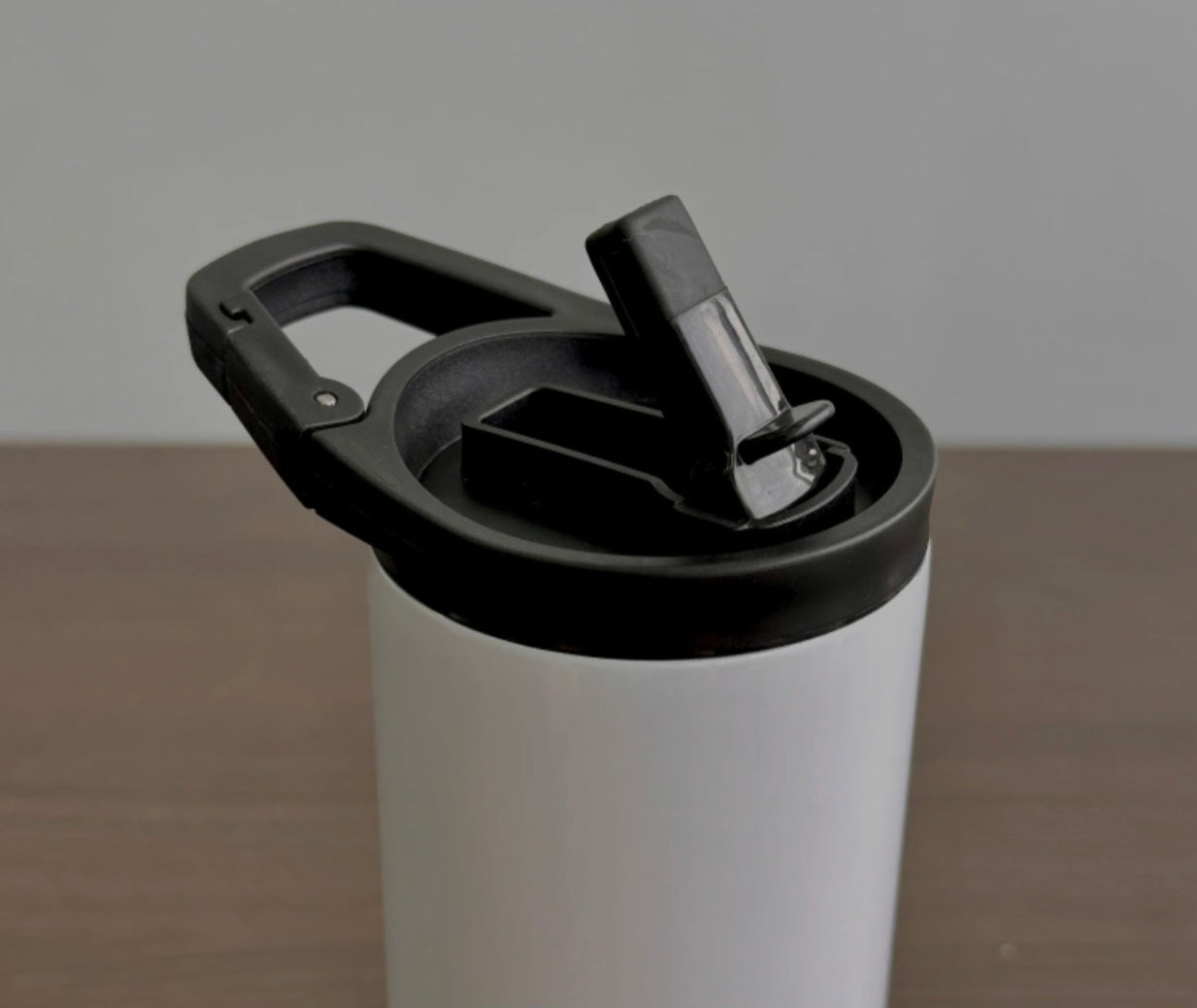 20oz flip lid drink bottle