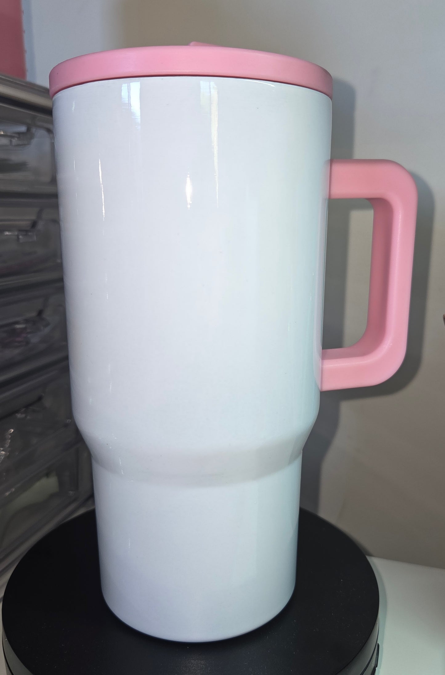 20oz flip top drink cup w/handle - No spill
