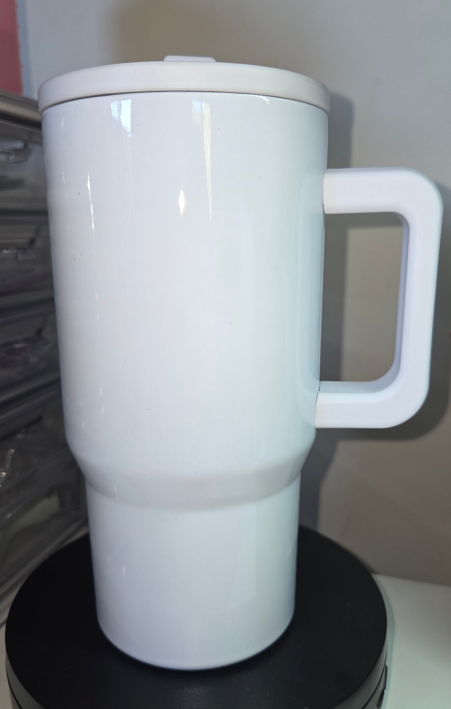 20oz flip top drink cup w/handle - No spill
